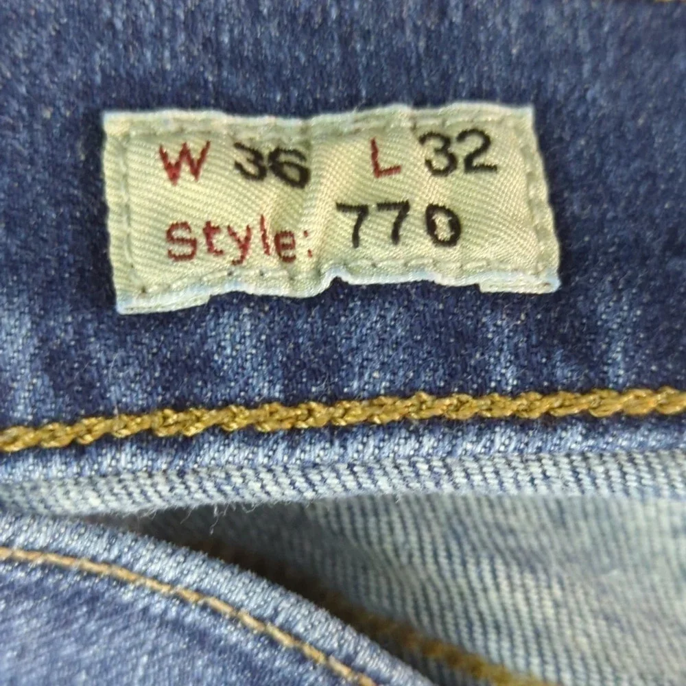 J.‎ Crew Medium Wash Blue Cotton Blend Slim Fit Straight Leg Jeans Size W36 L32